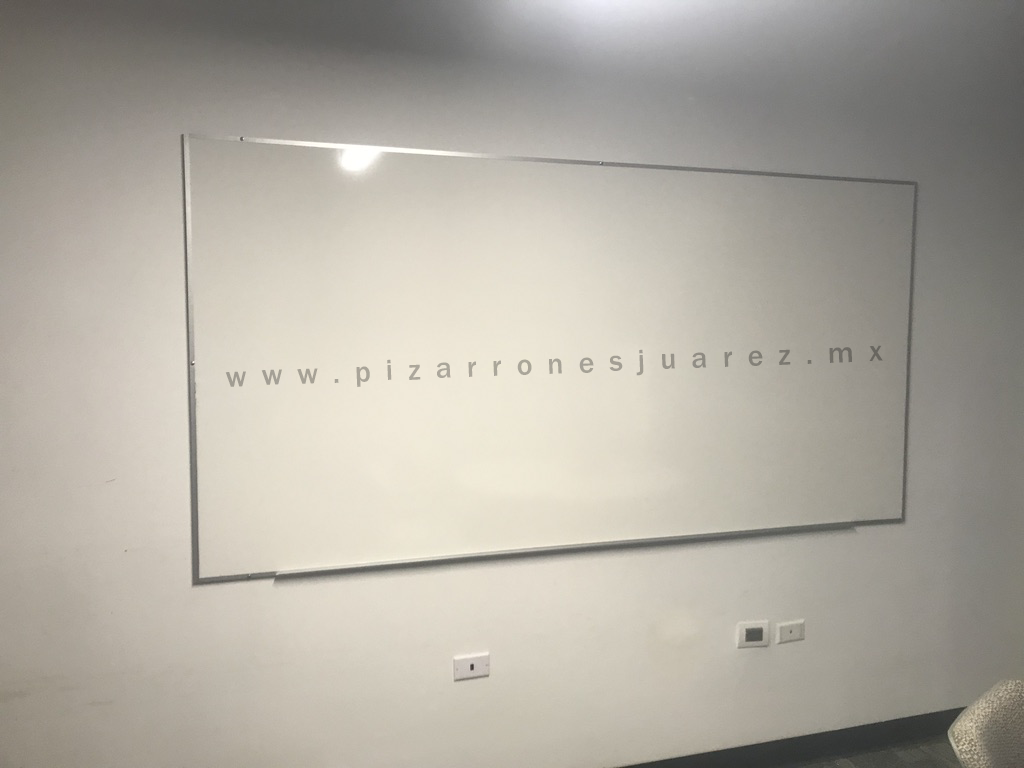 <span style="font-weight: bold;">Pizarrones Blancos </span>